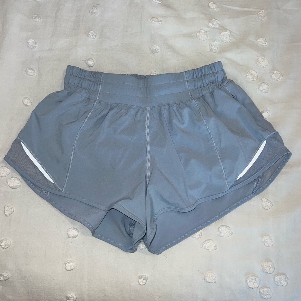 Lululemon Hotty Hot Low-Rise Lined Short 2.5” Blue Linen